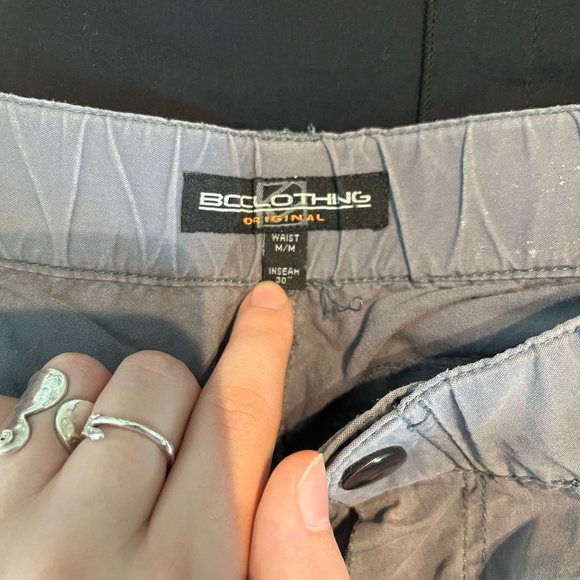 Gray cargo short and pants with multi pockets - Picture 3 of 8